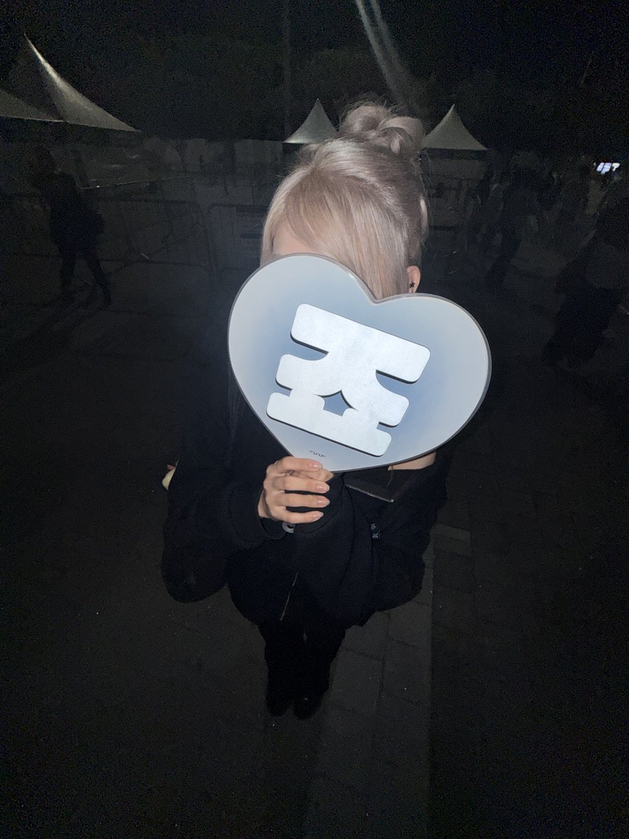 o48712's tweet photo. 죠둥이..... ♥ https://t.co/W0PkuzNtux