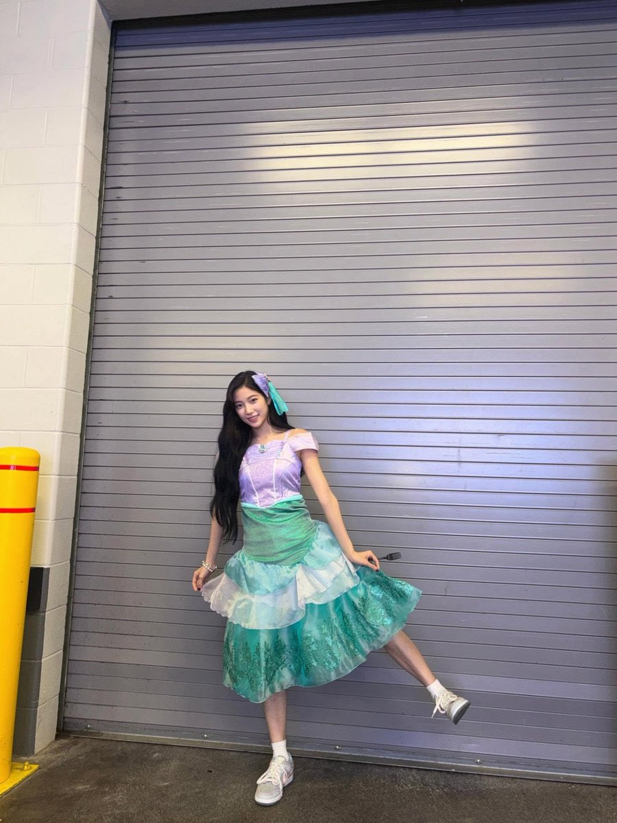 VenusIncarnati's tweet photo. An actual princess, you know? https://t.co/spwUp9RuIi