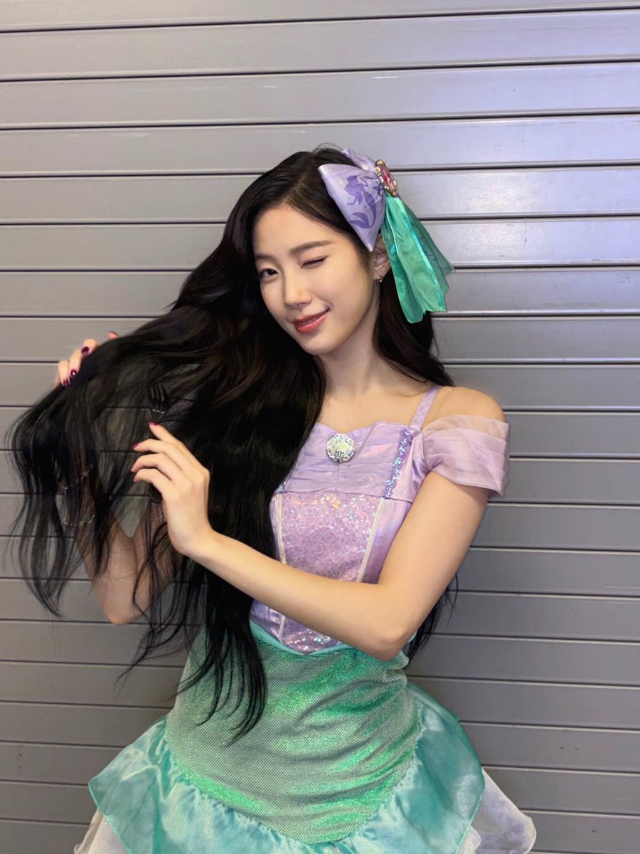 VenusIncarnati's tweet photo. An actual princess, you know? https://t.co/spwUp9RuIi