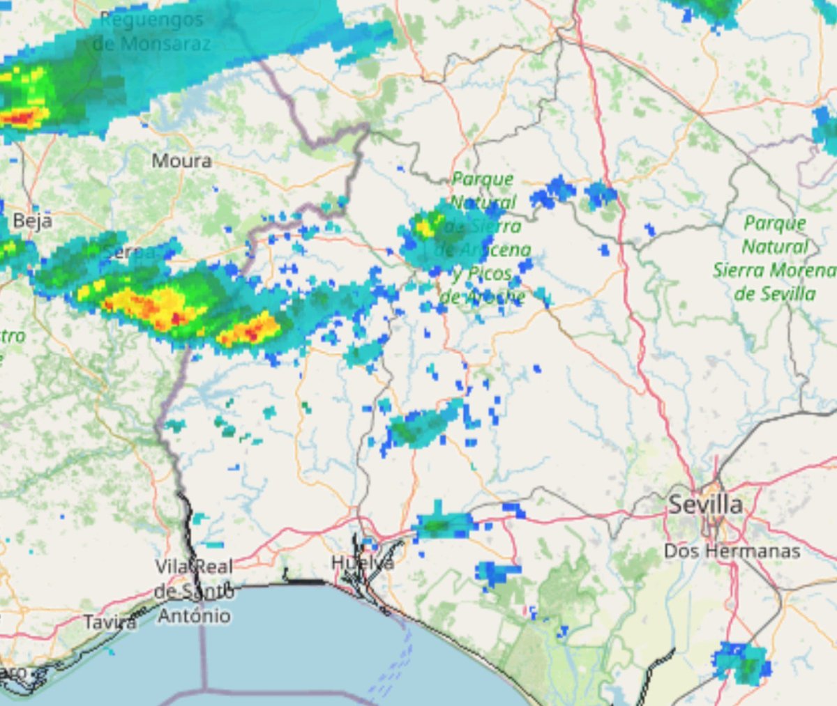 Meteohuelva's tweet photo. Empiezan a formarse las primeras tormentas de la tarde.

La más intensa es la que está entre Paymogo y Santa Bárbara.

Se pueden formar más tormentas en otros puntos de la provincia, excepto en el litoral donde es difícil que llueva. https://t.co/q2CV5pbXJQ