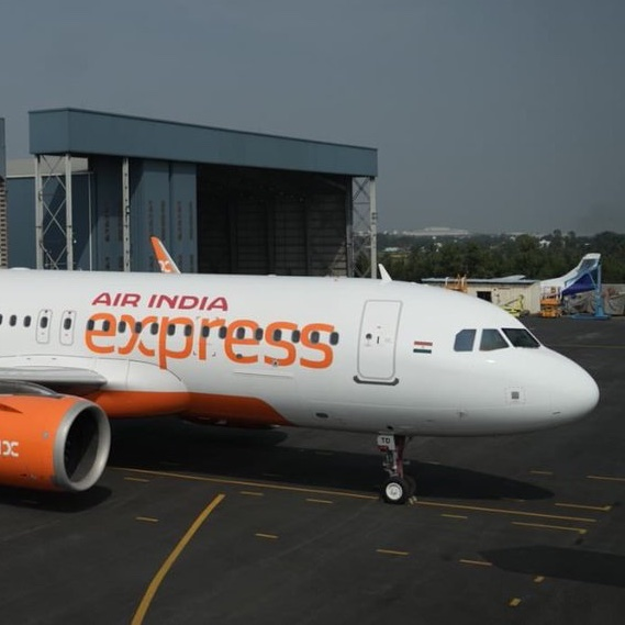 AviationAll_'s tweet photo. Air India Express’ Top 6 Bases by Weekly International Departures | SEP2026 🇮🇳📊

1️⃣ Kozhikode - 73x Weekly
2️⃣ Kochi - 59x Weekly
3️⃣ Kannur - 45x Weekly
4️⃣ Thiruvananthapuram - 39x Weekly
5️⃣ Bengaluru - 36x Weekly
6️⃣ Trichy | Mangalore - 35x Weekly https://t.co/v1hZis2rQv