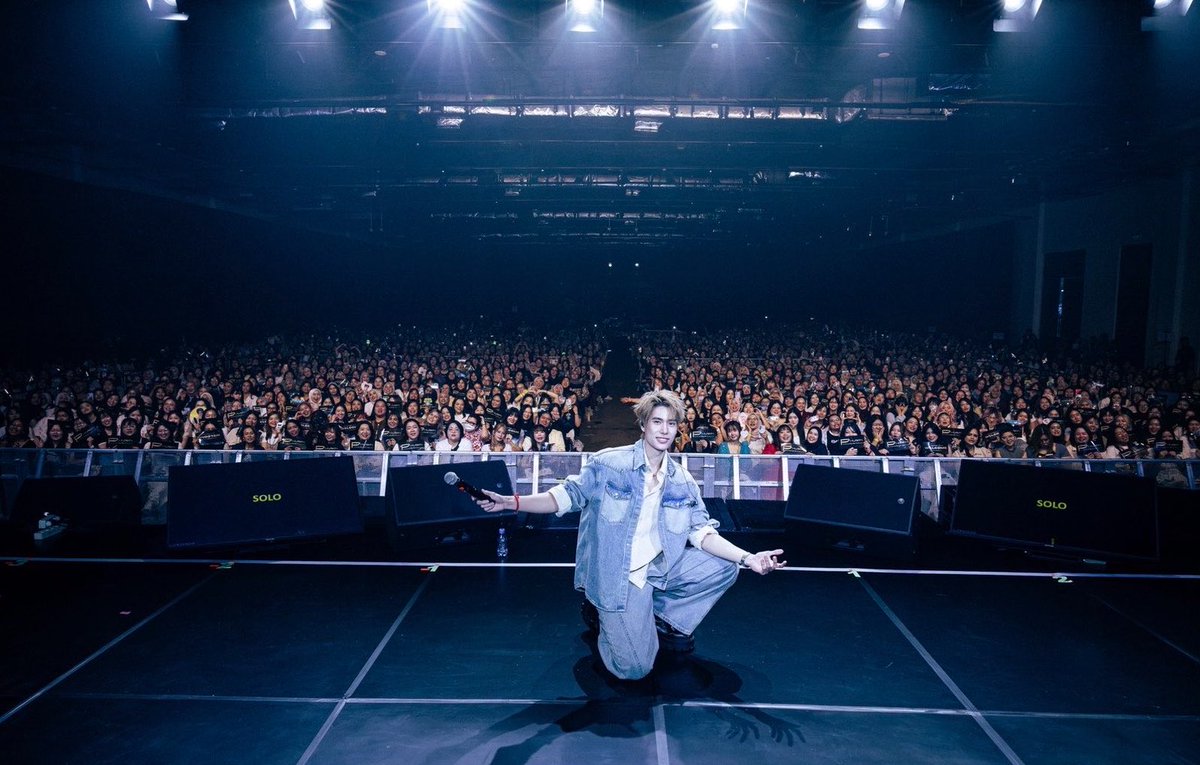 PhuwinOfficial's tweet photo. ♬⋆.˚ #2026Phuwin1stFanconinIndonesia

Thank you to all Indonesian fans and everyone who supported Phuwin at 1st Fancon in Indonesia until it completely SOLD OUT! We’re so glad to see Phuwin happily performing what he loves and bringing joy to everyone. See you on the next stage!

PHUWIN 1ST FANCON IDN
❥@phuwintang🍯
#phuwintang
#winniethephu