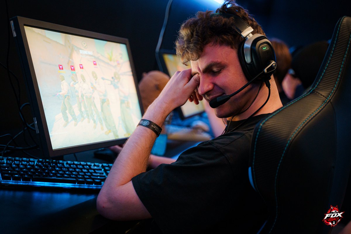 foxlegacycup's tweet photo. Easy win for @woro2k and co. as @NiceTryCs dominate @lzrcats 13-2 on Mirage! 😎 

Can they seal the deal on Anubis? 

#FoxLegacy https://t.co/rTi8NT9D5a