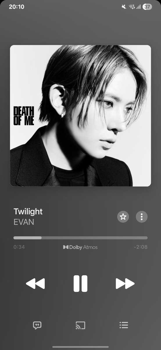 blcxbuster's tweet photo. suka bgt makasih bgt udh nyiptain lagu enih #EVAN #TWILIGHT https://t.co/wEAbR8njGZ