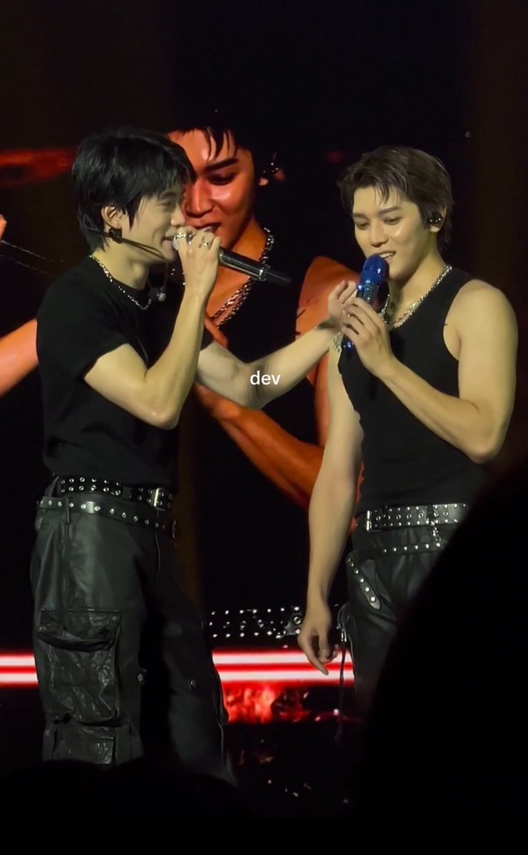 bubu_jy's tweet photo. พ่อกับแม่รักกันดีค่ะ https://t.co/UUtfxDR8so