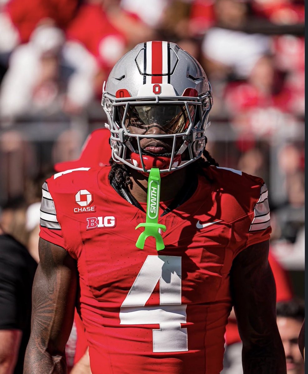 Ethical_IsZay's tweet photo. My Jeremiah Smith Stat Prediction for today:
9 catches 
170yards
2TDs

Let’s go get money 4😤 https://t.co/ZQuASQorVd