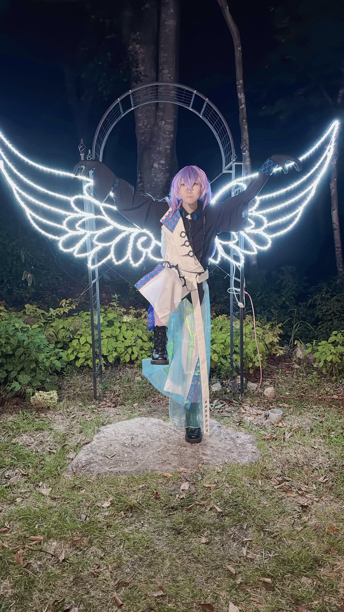 yakumochi_mk2's tweet photo. ⚠️cos  🐙🌟/🌈🕒

←真面目に綺麗に撮っていただいた
→抑えきれなかった

📷:@x_kotatu https://t.co/vKOJsiqZD6
