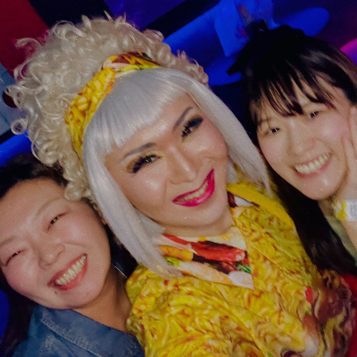 DQ_NOBLE's tweet photo. 本日も銀座club plumお越し頂きありがとうございました☆今夜は無事に（酔っ払って無く）終える事が出来ました！笑。客足はちょっと少なめだったケド、局所的にすんごい大盛り上がりで（酔っ払いヤヴァイ…苦笑）大変良かった夜でした！笑。さて、来週も土曜日にお待ちしております♪ヨロシクちゃお♡ https://t.co/LXY5FBPrOj
