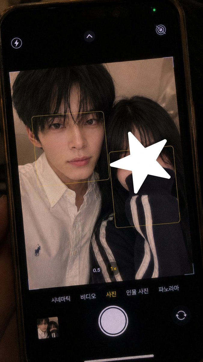 rkdbin's tweet photo. #제로즈트친소 #앤클로트친소

한비니 조아하는 11로즈입니다...♥︎
제베원앤더블 다 조아해여 ୧( “̮ )୨
오프도 가끔 뛰고 젭얘 하는거 조아해요:)
진입장벽 낮아요 !! 이미지 까고 놀아여
일회성 연락보다는 꾸준히 이야기 나눌 수 있는 앤클로즈 원해욤 . . . . ♥︎

♡ - f+dm https://t.co/8MonvqOxdL