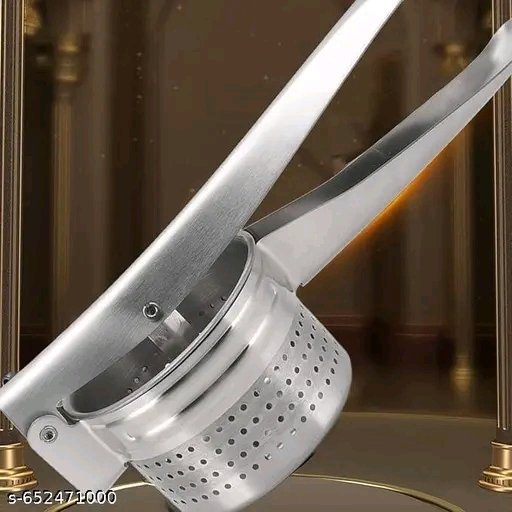mnimachwala's tweet photo. 🥔 Stainless Steel Potato &amp; Vegetable Masher

✨ Strong Stainless Steel • Comfortable Handle • Easy Mashing

Perfect for 🥔 Mashed Potato, 🍲 Pav Bhaji, 🥕 Vegetables &amp; 🍎 Puree.

💰 ₹499/-
🚚 Free Shipping | COD Available
💬 Message us for Order &amp; Details https://t.co/0W3M8BmRV1