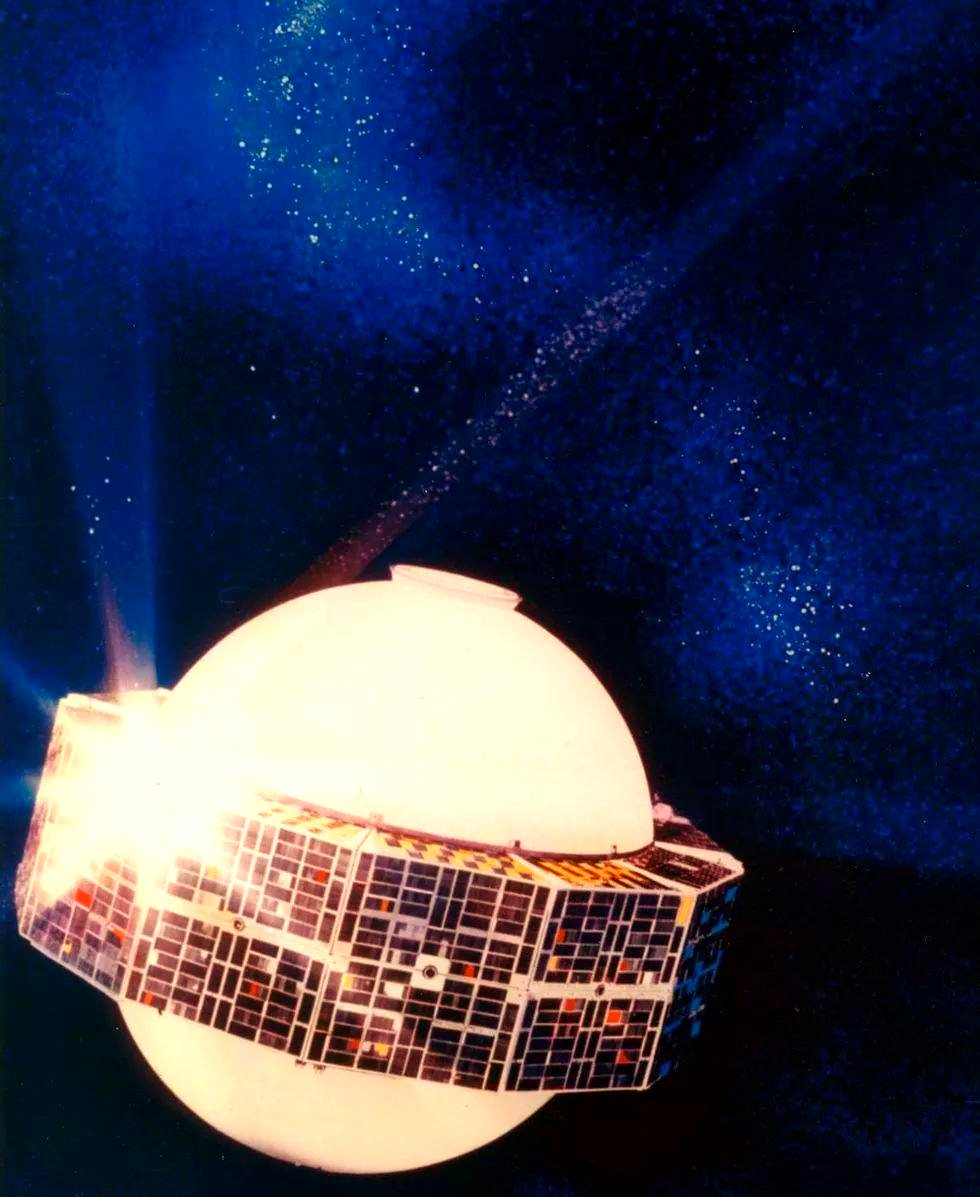ZenSandfpkb's tweet photo. When the space rover’s navigation halted, a tiny, flickering light shone—nothing could stand in its way as it sought the hidden sample.， https://t.co/ZBKIfFnO3u