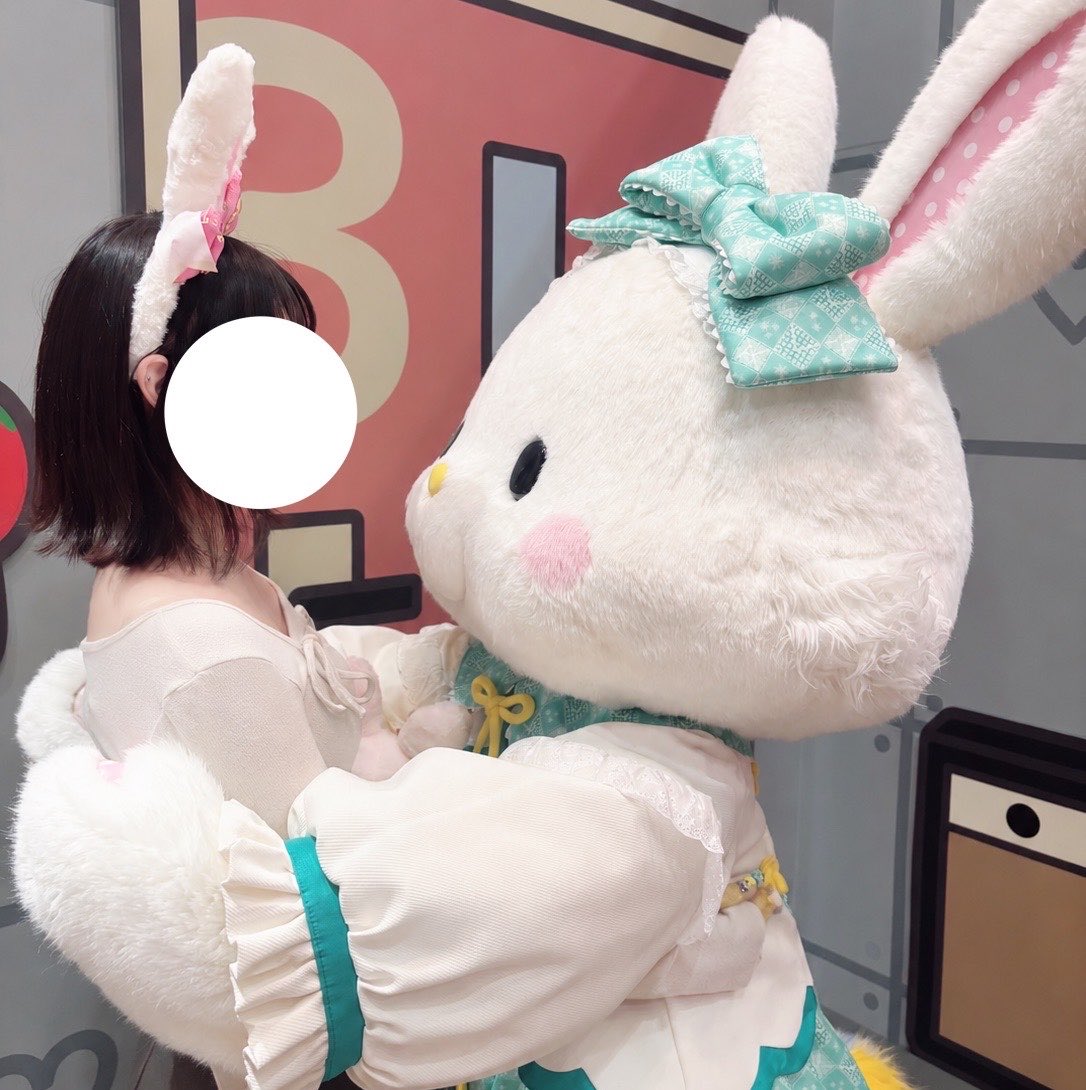 8197lynn's tweet photo. 遅くなったけどお誕生日おめでとうできた🎂𓈒𓂂 https://t.co/b9MYpIiuoH