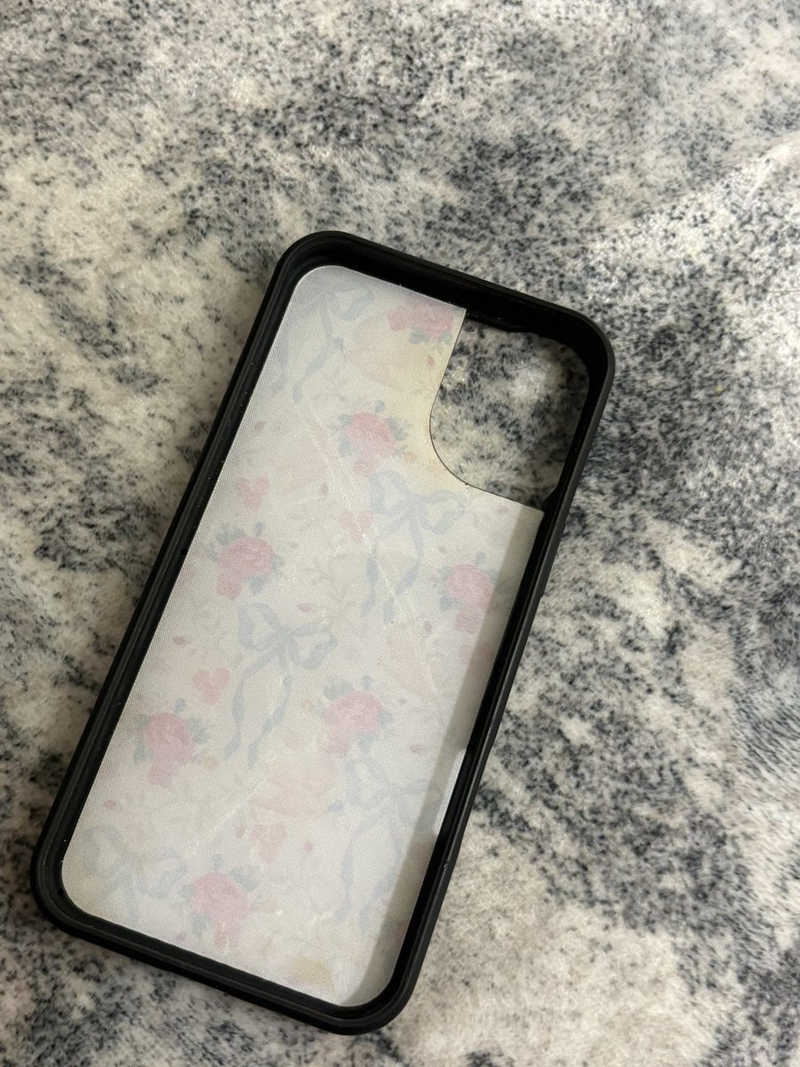 mmiieeooo's tweet photo. ส่งต่อเคส wildflower ip 16 plus มีกล่องให้
500฿ รวมส่ง #ส่งต่อเคสโทรศัพท์ #เคสiphone16 #ส่งต่อ #wildflowercase https://t.co/E6mvclmvbf
