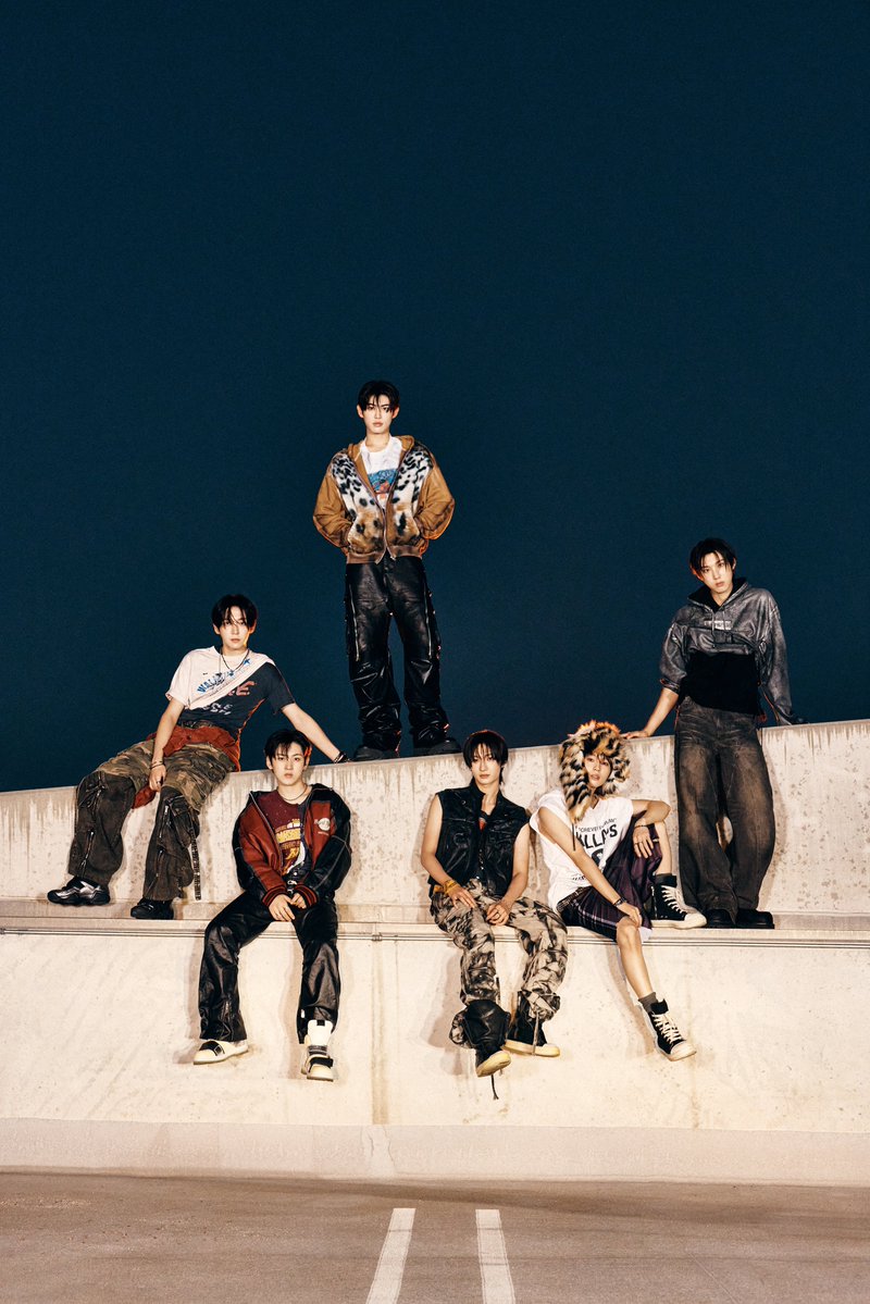 kickflip_jype's tweet photo. Kick Off The Wall MV Photo💛🏙️

KickFlip The 5th Mini Album "KICK OFF THE WALL Pt. 1"
2026.10.06 6PM (KST) Release!

Pre-save &amp; Pre-add : https://t.co/I7T5LNBRJF

#KickFlip #킥플립
#KICKOFFTHEWALL_Pt1 
#KickOffTheWall https://t.co/wIkIiusgKy