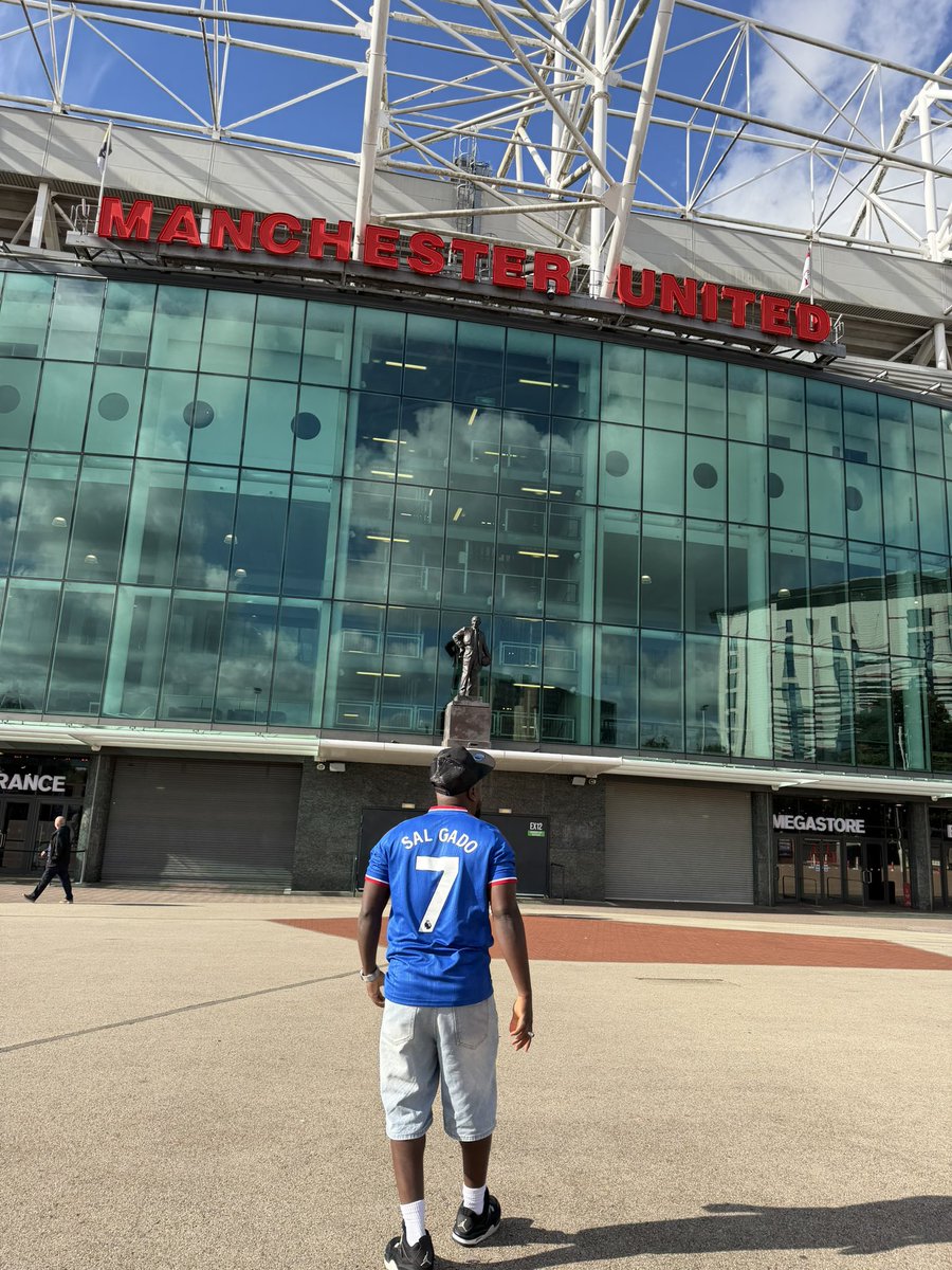 Sal_Gado1's tweet photo. Just at home❤️💙 https://t.co/9gkBEFDAdM