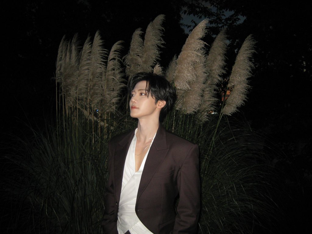 mcdtournesol's tweet photo. แจมินมาอัพไอจีรูปวันนี้เลย ไวสุด ๆ คือชุด หน้า ผม 1000000/10 มาก ๆๆๆๆ หล่อมากที่สุดในโลกเลยอะ ㅠㅠㅠㅠㅠ♡♡♡ https://t.co/UY0OQalhBB