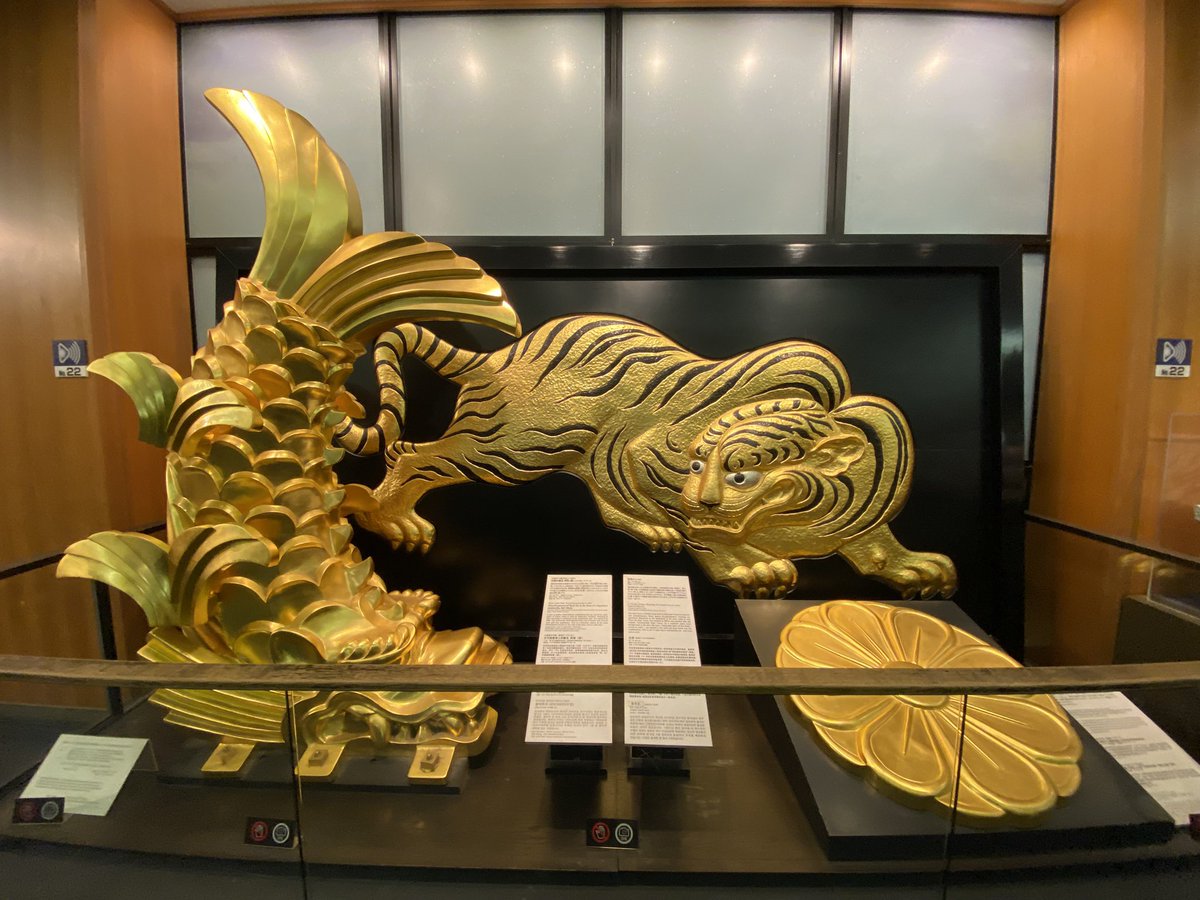 LOVE20070129's tweet photo. 🏯大阪城②🏯

　豊臣石垣館に入る前に、大阪城の見学です🥰❤️
　海外の方が多く、凄く感心があるのがわかりました😍💖
　天気が良かったので、大阪城の写真も綺麗に撮れ、上からの景色も良かったです😍💖
https://t.co/Tu7lxbfaKx
#大阪城
#豊臣兄弟 https://t.co/XHpqIZJKGZ