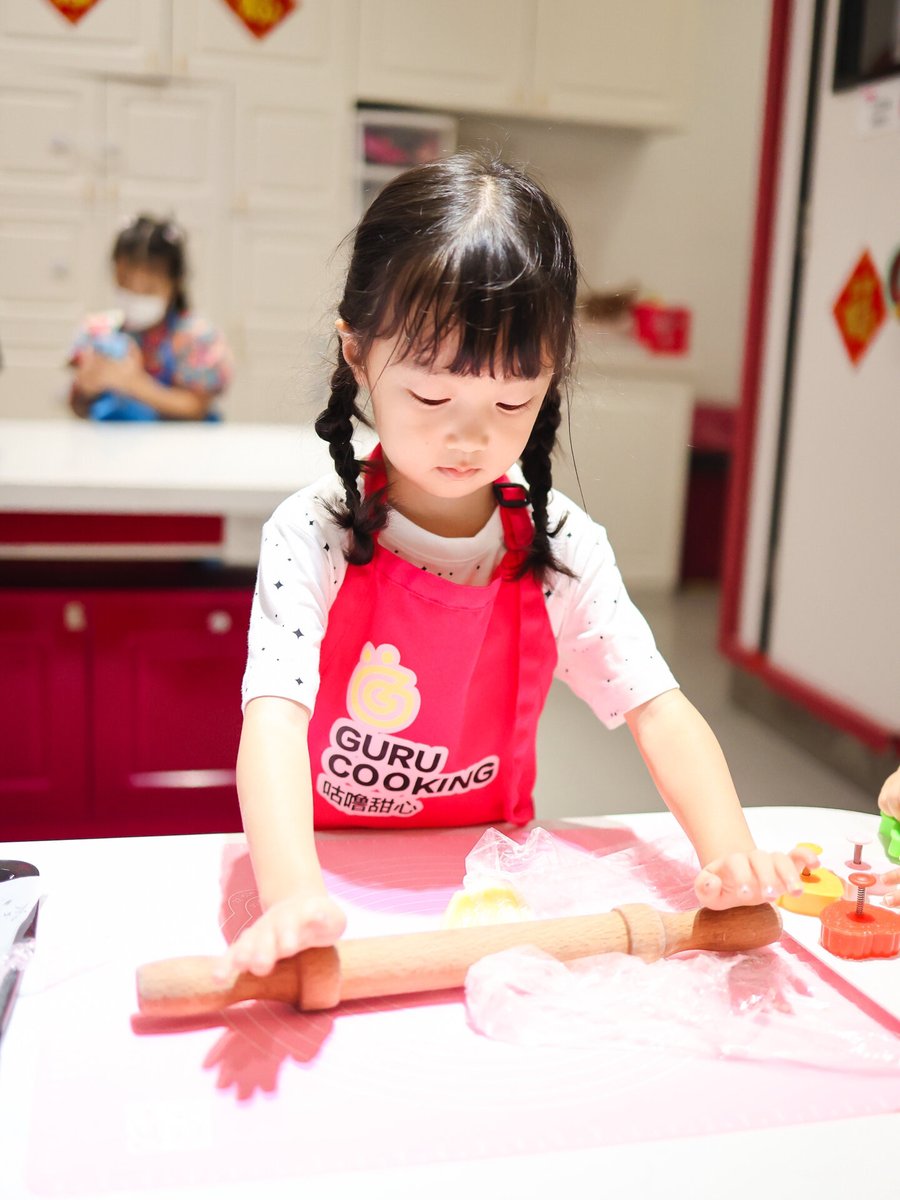 JenaeTobiahpy's tweet photo. Hoy hicimos galletas divertidas con mi nio/a  Jugar y cocinar juntos es la mejor forma de compartir momentos!， https://t.co/jBjUGd0HEJ