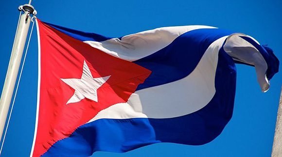 TeresaBoue's tweet photo. La Lucha por defender la Patria, la Revolución y las conquistas del socialismo ha sido siempre  objetivo central de nuestro #PCC  
Ha sido esta una etapa dura, difícil, de grandes sacrificios, de la heroica historia que ha vivido nuestro pueblo, frente a las agresiones Gob. EEUU. https://t.co/GYrS3ni4nF