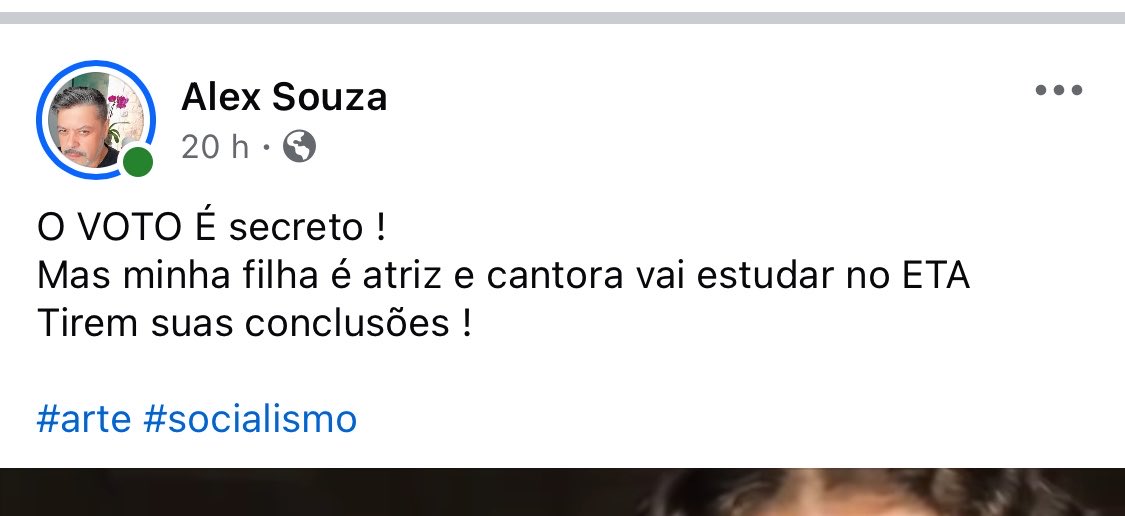 isanwto's tweet photo. meu pai indo de lully e postando meu vídeo cantando no facebook é um querido mesmo https://t.co/ppNjlQyoV0