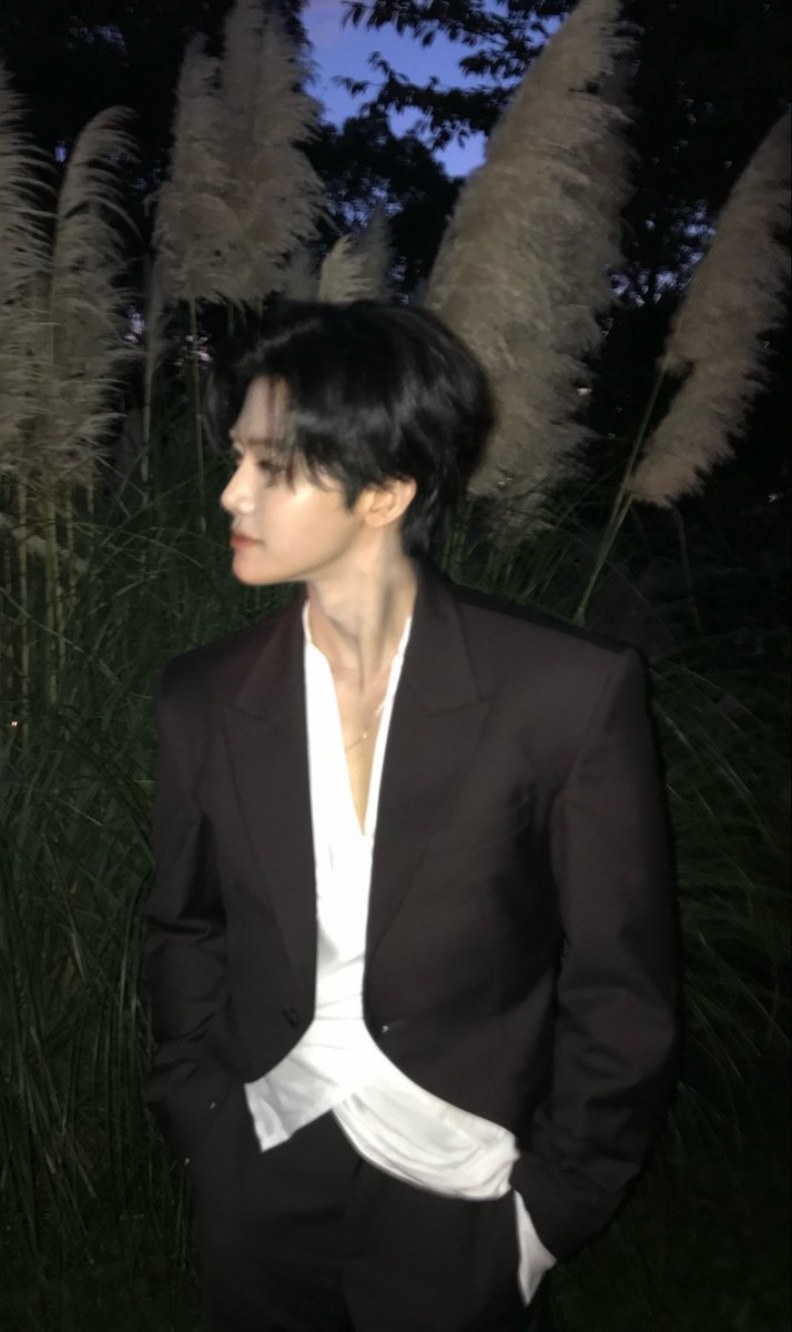jamong1323's tweet photo. 분위기🖤 https://t.co/VyJonzmirn