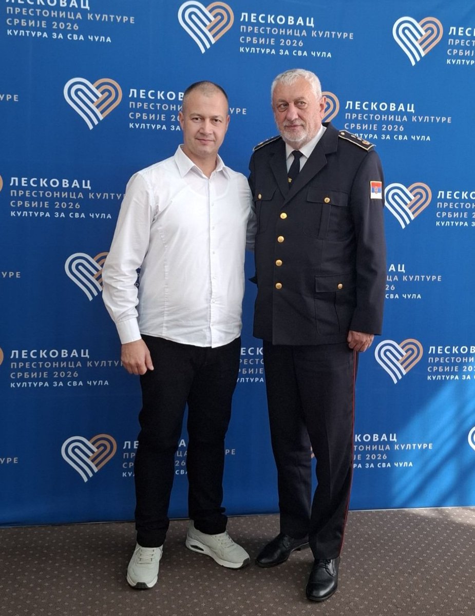 MPopovic14's tweet photo. Сусрет са Драганом Ћапином, председником Ватрогасног савеза Србије и секретарима за Србију и Војводину, Јовицом Ивковићем и Тијаном Кузман. https://t.co/Sm9kjA9OsJ