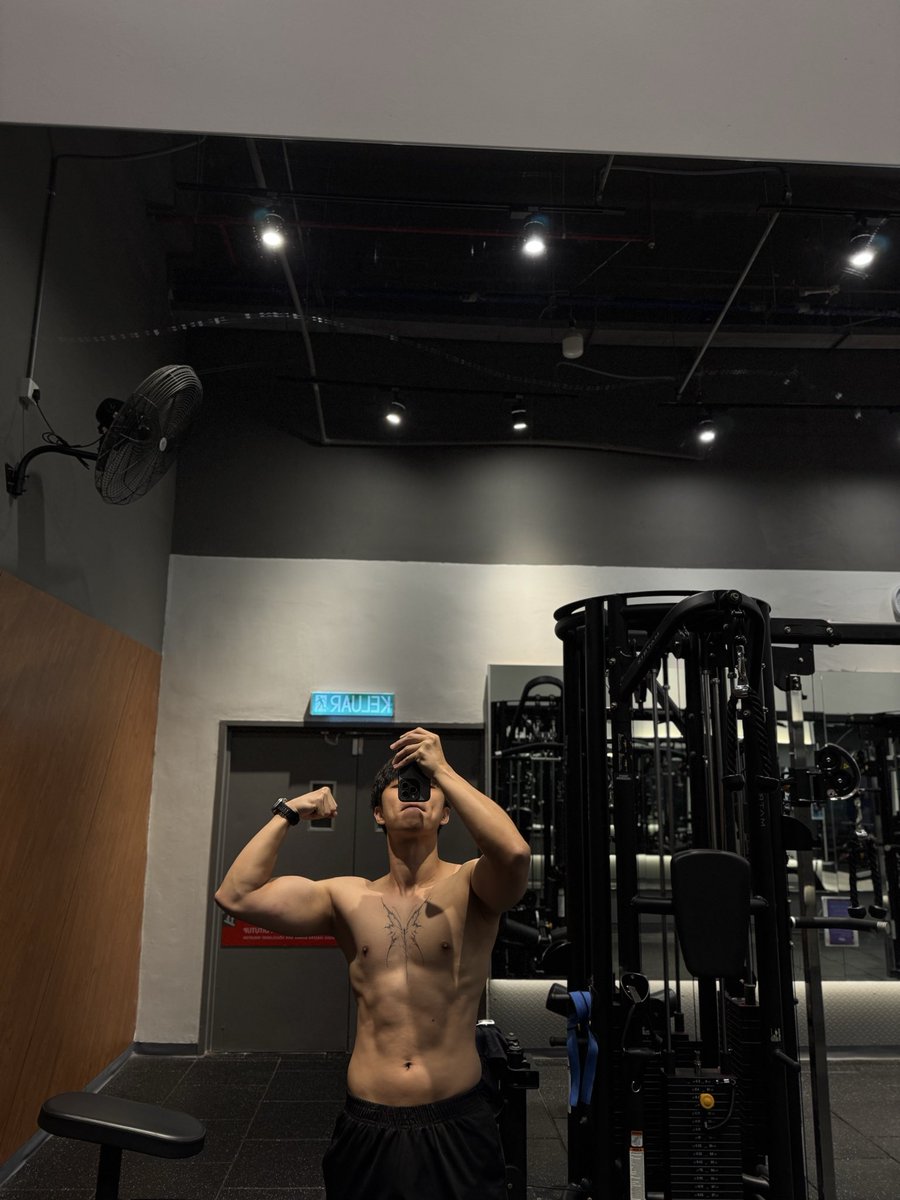 KingsleyTeoh_'s tweet photo. #Gym https://t.co/Db1jMFTAVi