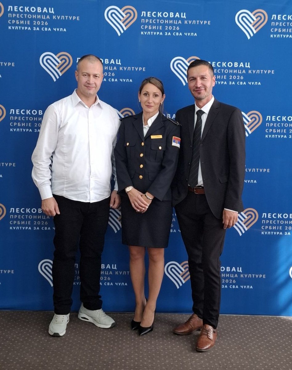 MPopovic14's tweet photo. Сусрет са Драганом Ћапином, председником Ватрогасног савеза Србије и секретарима за Србију и Војводину, Јовицом Ивковићем и Тијаном Кузман. https://t.co/Sm9kjA9OsJ