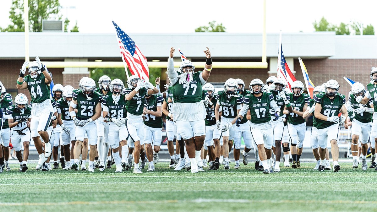 Coach_Matthews_'s tweet photo. These boys are 6-2! The most wins in school history! The first win over Bingham since 03! Damn proud of the toughness these kids show, and the decision to no longer accept what the last 30 years had to offer. Etched in history forever! So proud! BACK TO IT MONDAY #MAUL https://t.co/tUWvDbLnpx