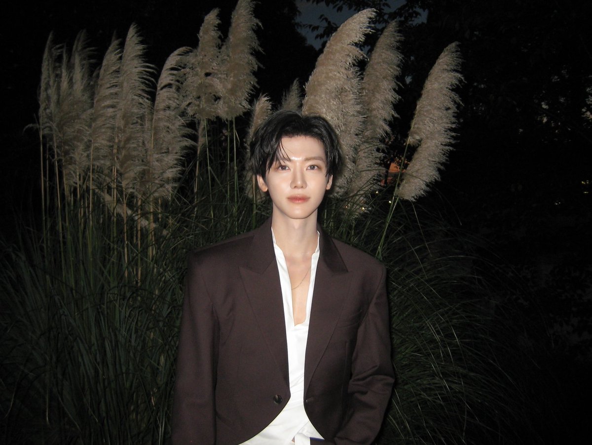 luminajaem's tweet photo. THESE JAEMIN PICS SIT AT THE SAME TABLE https://t.co/jtvM1hjg29