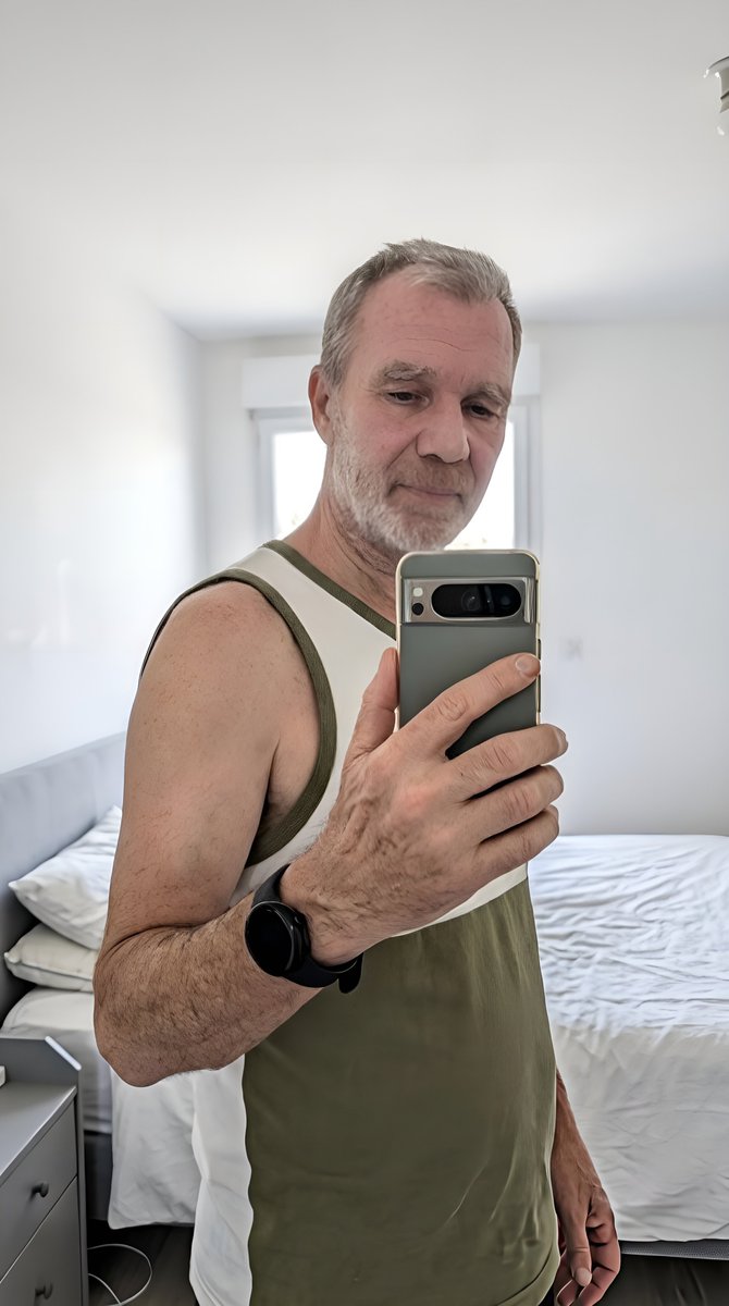 OwnedOnFile's tweet photo. At the urinal, back to the camera. Night window, rain on the glass. Tank top, phone in the mirror. Shirtless, hands behind my head. Uncensored: https://t.co/Uq74ceQqs1
#owned #afternoon #exposed https://t.co/VNvncdVsTt
