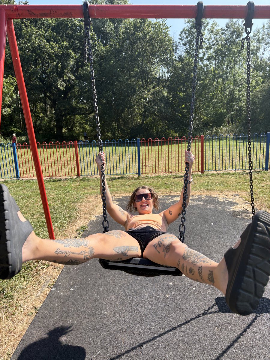 tattoosammi06's tweet photo. This swing isn’t the only thing I’m ready to ride😜
#snapchat #onlyfans #swinger https://t.co/OE35qsK2C2