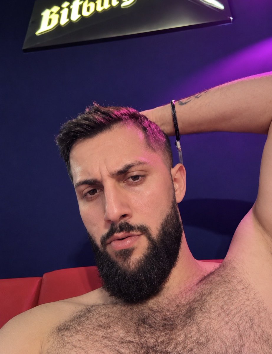 Gypsymennn's tweet photo. Пишете за размяна за този красавец 🍆💦🍆 https://t.co/oNafQjvyq7