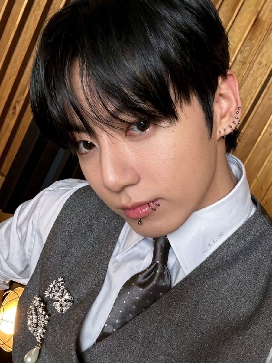 jungkookversex's tweet photo. arirang kook, you have my heart https://t.co/kFdkQ3YoNl