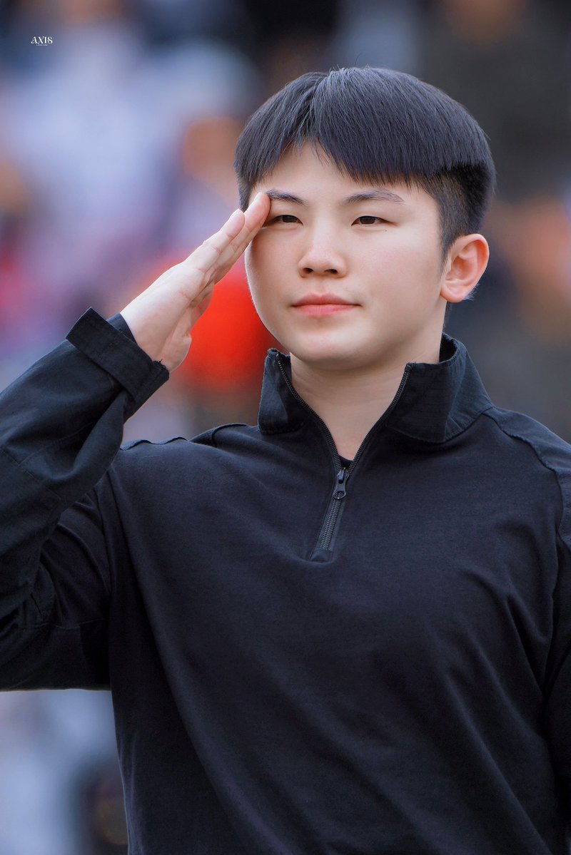 jagiyanations's tweet photo. lucu banget anak kicik jadi tentaya 😣🤏🏻 https://t.co/5LOM50xDE7