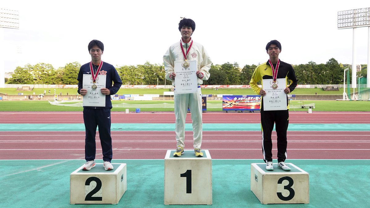 jaaf_official's tweet photo. ＼ ✦#U20日本選手権✦／
✨男子棒高跳✨表彰式✨

1位🥇#谷口海斗
（中京大・愛知）5m25

2位🥈#井上直哉
（日本体育大・徳島）5m25

3位🥉#泉谷礼哉
（王寺工業高・奈良）5m00

おめでとうございます🎉

📹1日目見逃し配信⇒https://t.co/K3dyQTX1Wg
✅大会ページ
https://t.co/lJhtcR50Xu
#JAAF #陸上