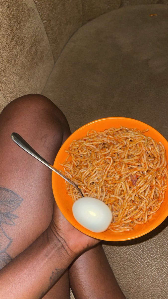 Armienoir's tweet photo. @IHeartYou5970 Valid point 💪🏼 

I had spaghetti for breakfast https://t.co/RsOtdCiTpG
