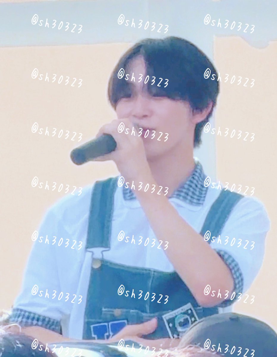 sh30323's tweet photo. iiOND ららぽーと富士見
ライブは遠くからだったけどツーショはみむくん手触れそうなくらい近くてほんと''嬉し 恥ずかし 隠せない'' だった💙💕
#はつ恋ONDOの秋が来た
#iiOND #三村航輝 https://t.co/RD4DMsugDo