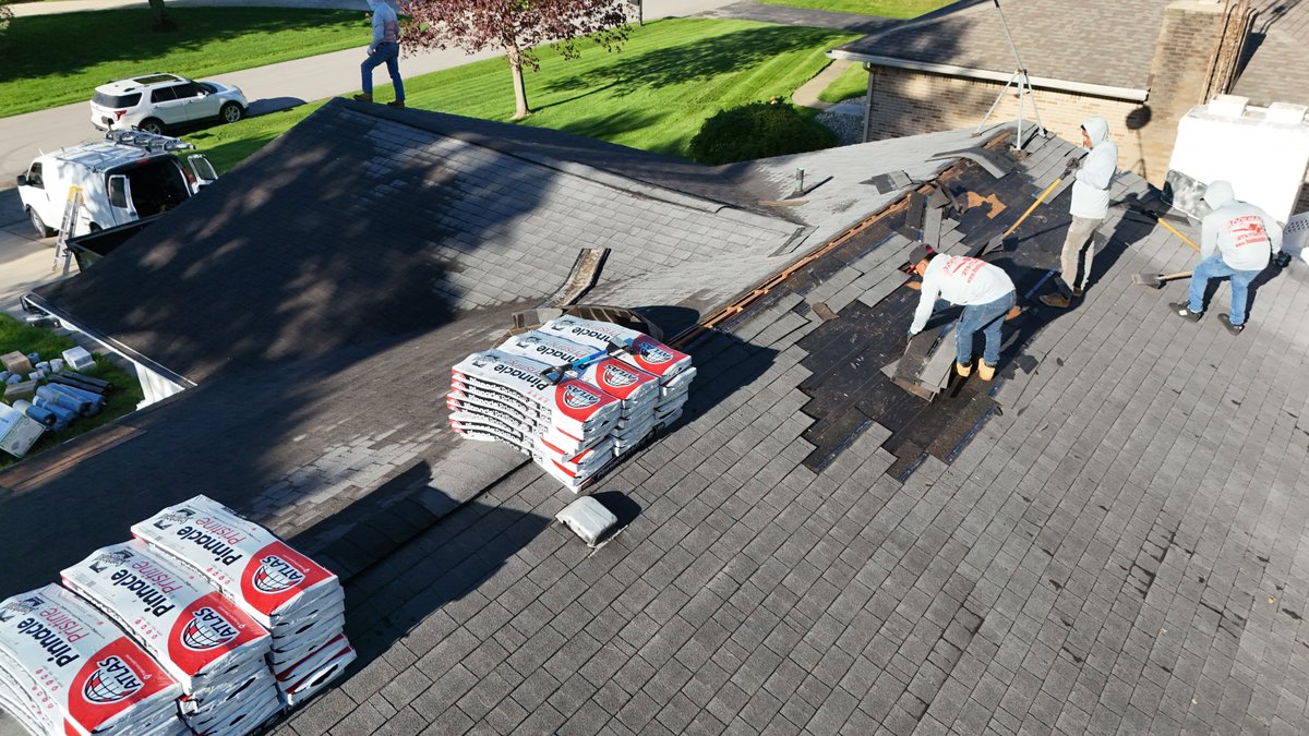 RoofmanUSA's tweet photo. A roof estimate is about more than measuring your roof! 📏
Contractors may also evaluate the roof’s pitch, design, existing materials, condition, and any damage that needs attention.
https://t.co/3n5c5Rbl4f
#RoofingMichigan #RoofEstimate #RoofingContractor https://t.co/fAODBG23DG