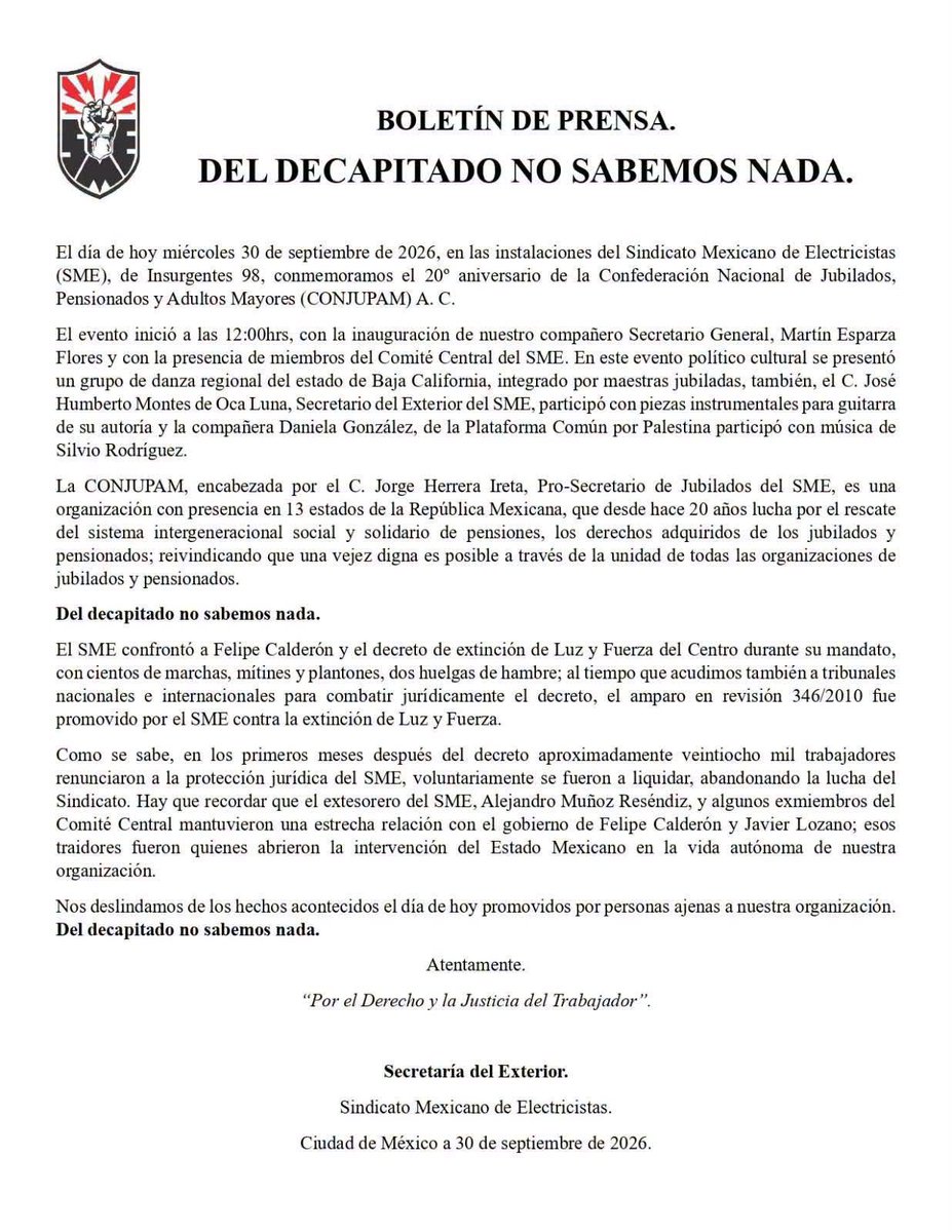 Viri_Rios's tweet photo. SME recuerda su digna lucha laboral contra despido injustificado masivo sucedido en el sexenio de Calderón, pero reiteran: "Del decapitado no sabemos nada" https://t.co/kEc2VHxBPU