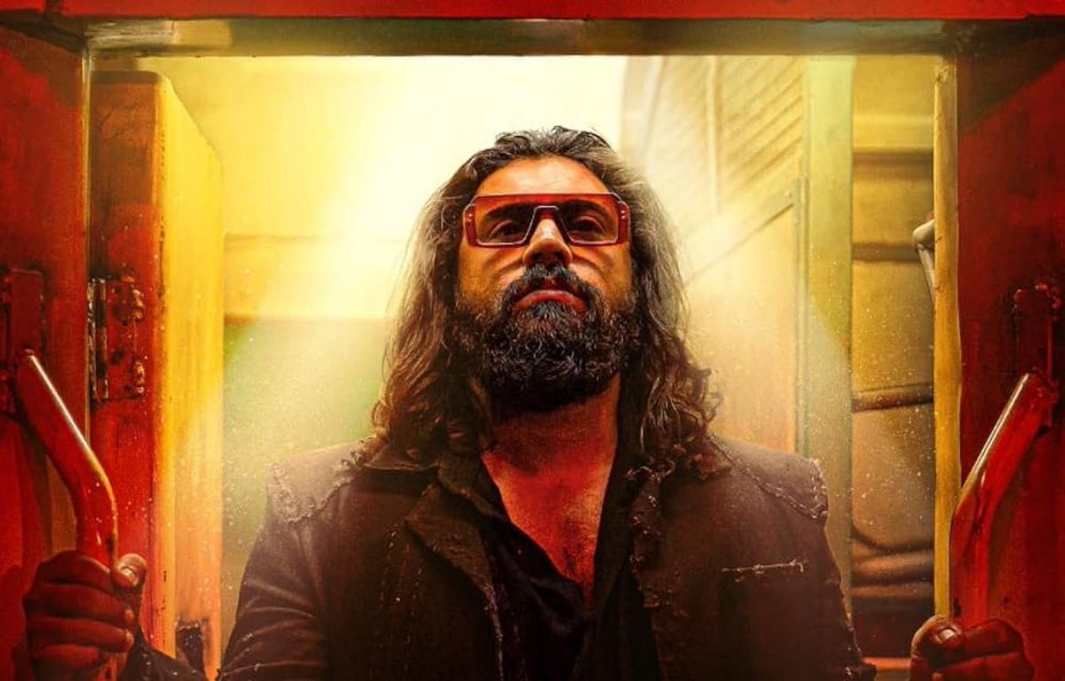 VCDtweets's tweet photo. #NivinPauly impresses again by choosing a unique character in #YezhuKadalYezhuMalai and scores with his impressive performance ❤️👏🏻

One of the best looks in his career 💥 https://t.co/CKvXd9URAU