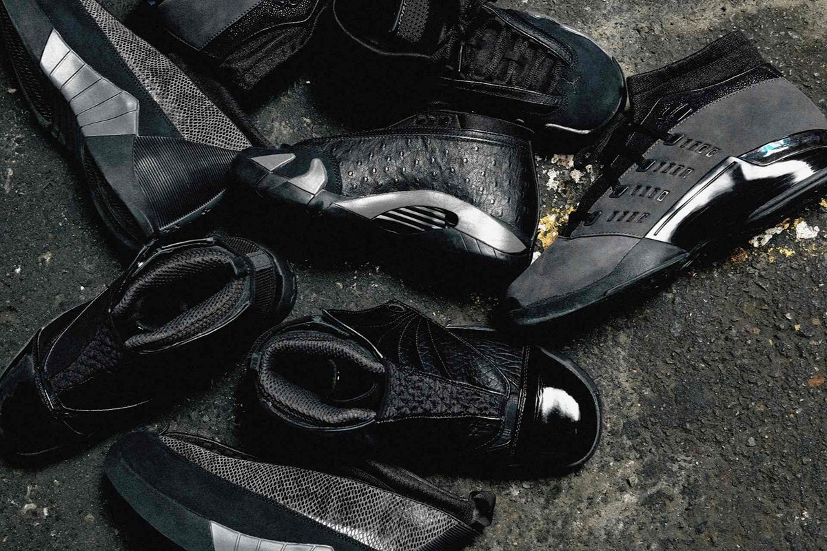 SOLELINKS's tweet photo. LIVE: Air Jordan Retro ‘Black Pack���
=> https://t.co/lyViU7k7Ib https://t.co/hTtYqKqlj8