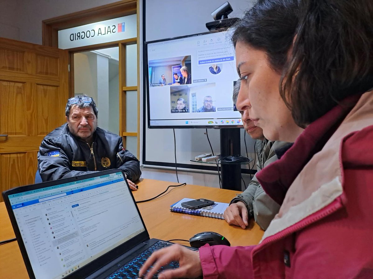 sernageomincl's tweet photo. 🚨 Equipos de la Dirección Regional de Magallanes de Sernageomin, junto a las unidades de Asistencias Geológicas y Gestión de Emergencias, se mantienen desplegados ante el aumento de caudal del río Las Minas.Hasta ahora, no se registran eventos  significativos de remoción en masa https://t.co/ttUChthLFQ