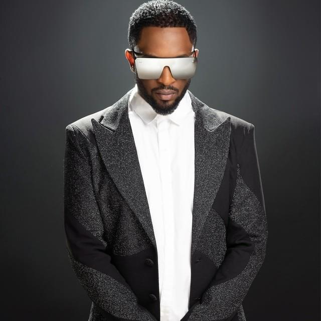 Smooth981FM's tweet photo. #NP Carry Dey Go - @dareynow
On #MetroLife with @jannykarz
Listen Live: https://t.co/MN0iYyibuQ
β€ππ€
#Smooth981 #LoveMusic #LoveLife #SmoothFmLagos https://t.co/yW2LYrQxXq