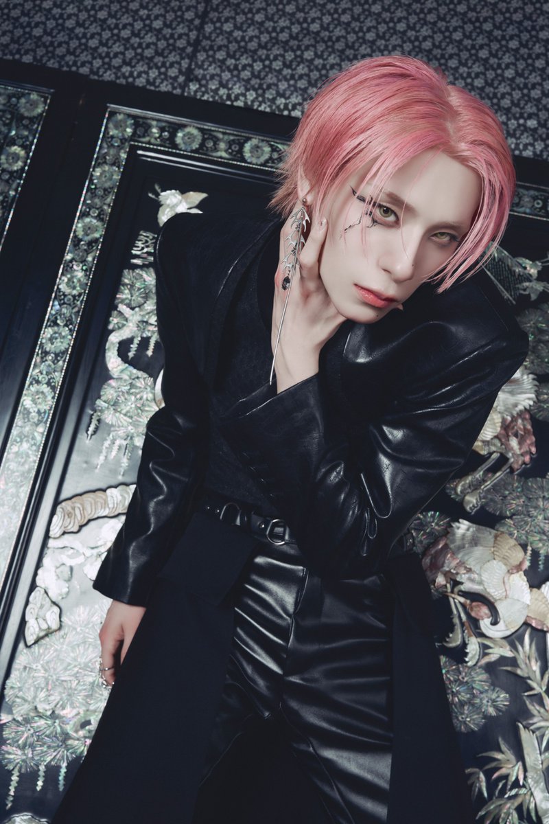 XLOV_official's tweet photo. XLOV 3rd MINI ALBUM [i=!]
CONCEPT PHOTO 1 - #HARU

❗ 2026.10.28 (WED) 6PM (KST)

#XLOV #엑스러브
#하루
#Hush #XLOV_HUSH
#i_equals_i #XLOV_i_equals_i https://t.co/H2CUkfls4Z