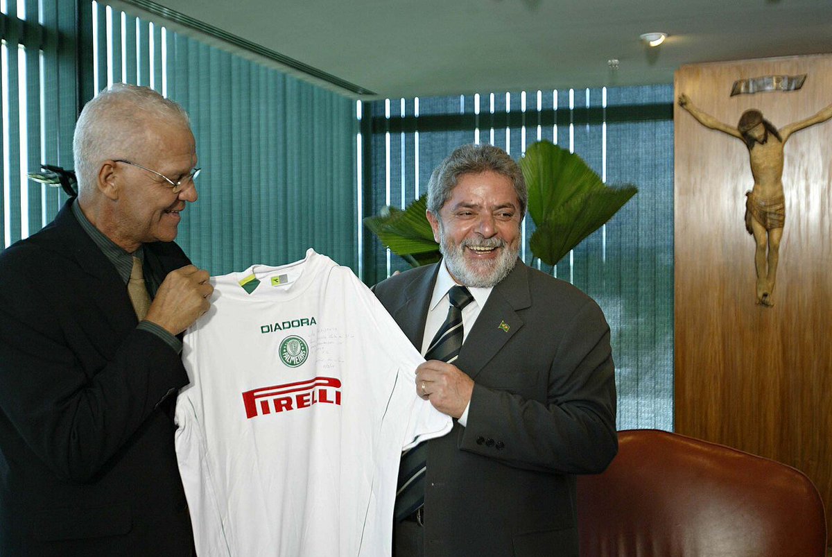 manorafalfc's tweet photo. palmeiras, lula e Jesus Cristo. https://t.co/jUq7dU0a8s