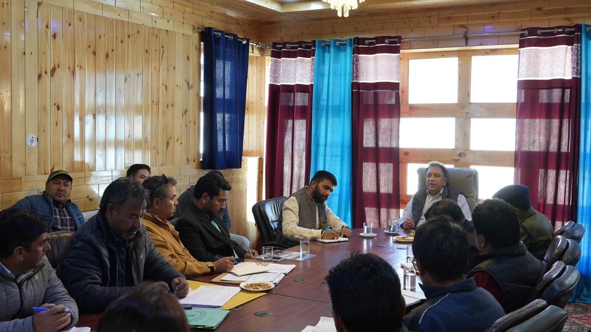 LadakhTimes's tweet photo. Chief Secretary Ashish Kundra reviewed development works and local issues in Zanskar, covering livelihoods, healthcare, power, irrigation, roads and tourism. He also interacted with local representatives and assured examination of issues raised as per rules.

#Zanskar #Ladakh https://t.co/TLfHFepLfz