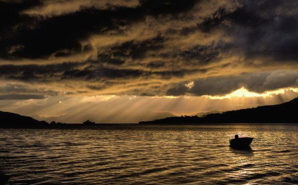 Zam31476547's tweet photo. My comfort show has seen me through more heartbreaks than any ex ever will. 🌐 🌈 https://t.co/UkohY3rlnT
