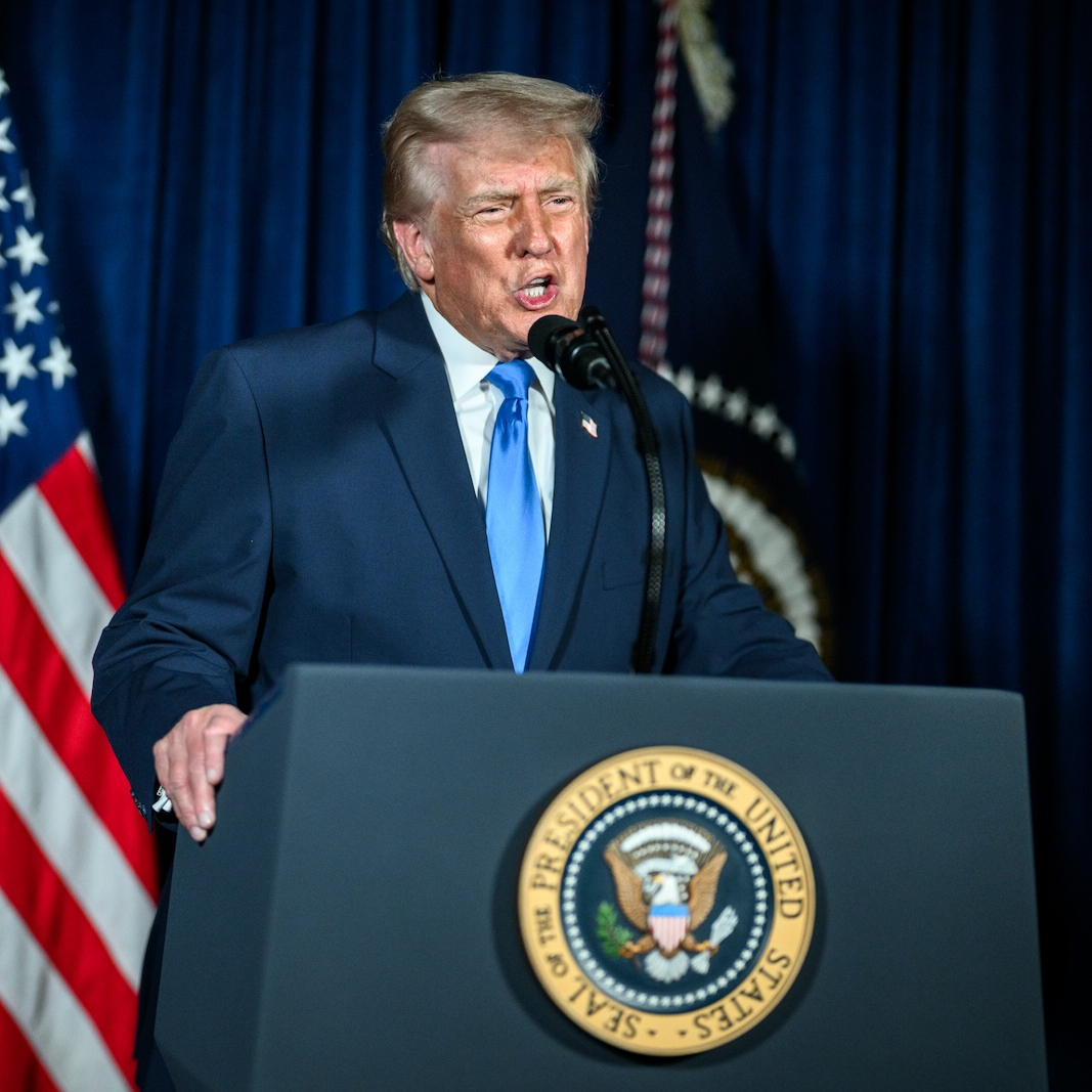 Pumpfunbot_dev's tweet photo. ICYMI: 🇺🇸 President Trump called former Fed Chair Jerome Powell "incompetent," saying "a man that's incompetent should not be sitting on the Federal Reserve Board." https://t.co/5dAVh0akbh