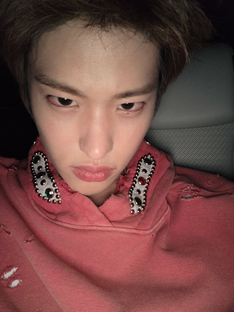 riize_archives's tweet photo. 261003 💂‍♂️💭 https://t.co/HGntsYuSvv